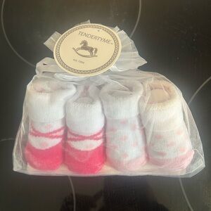 Tenderlyme Baby Socks Set - Pink and White